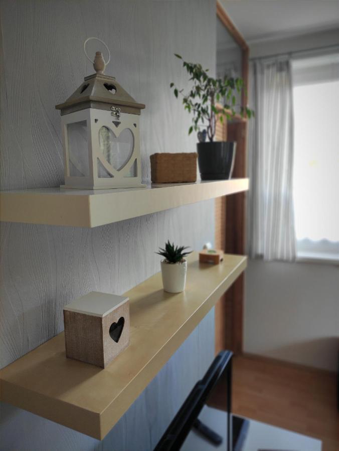 Apartman J+S โดโนวาลี ภายนอก รูปภาพ