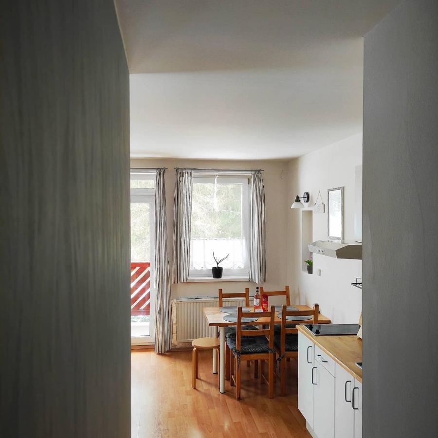 Apartman J+S โดโนวาลี ภายนอก รูปภาพ